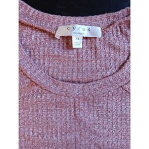 Cyrus Long Sleeve Light Weight Sweater Pink & White Women's Size 2X #521C